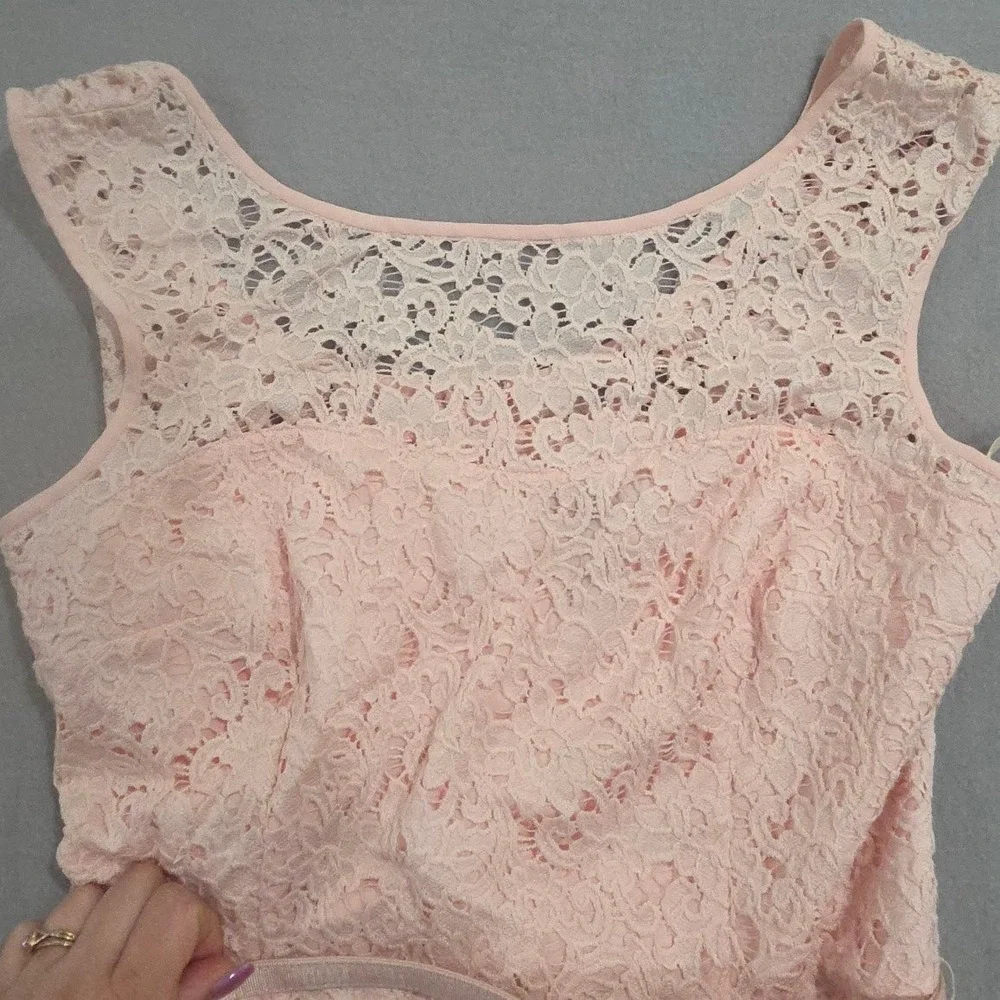 White House Black Market Pink Lace Dress Sleeveless Belted Sheath Wedding Guest - Picture 3 of 11